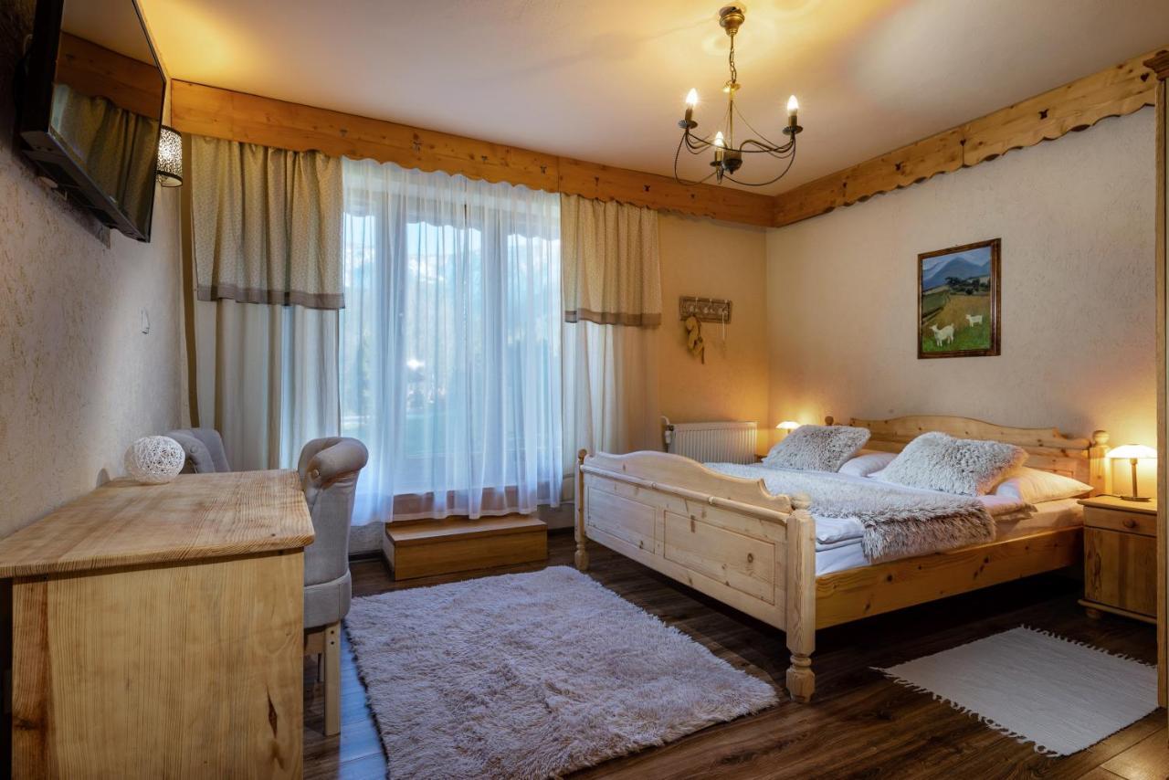 Penzion Enrico Ždiar Exteriör bild