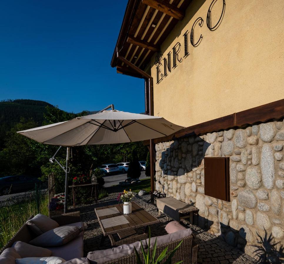 Penzion Enrico Ždiar Exteriör bild