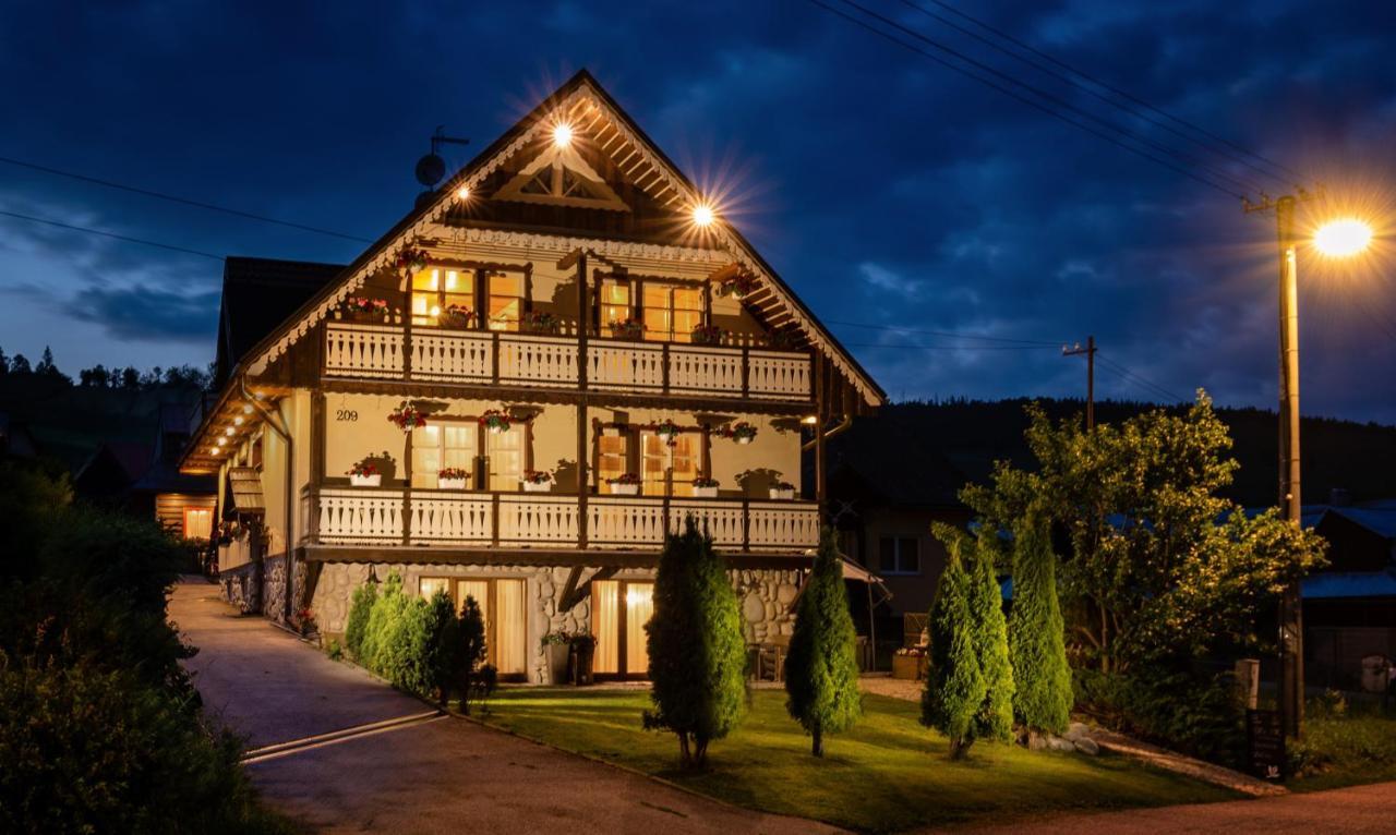 Penzion Enrico Ždiar Exteriör bild