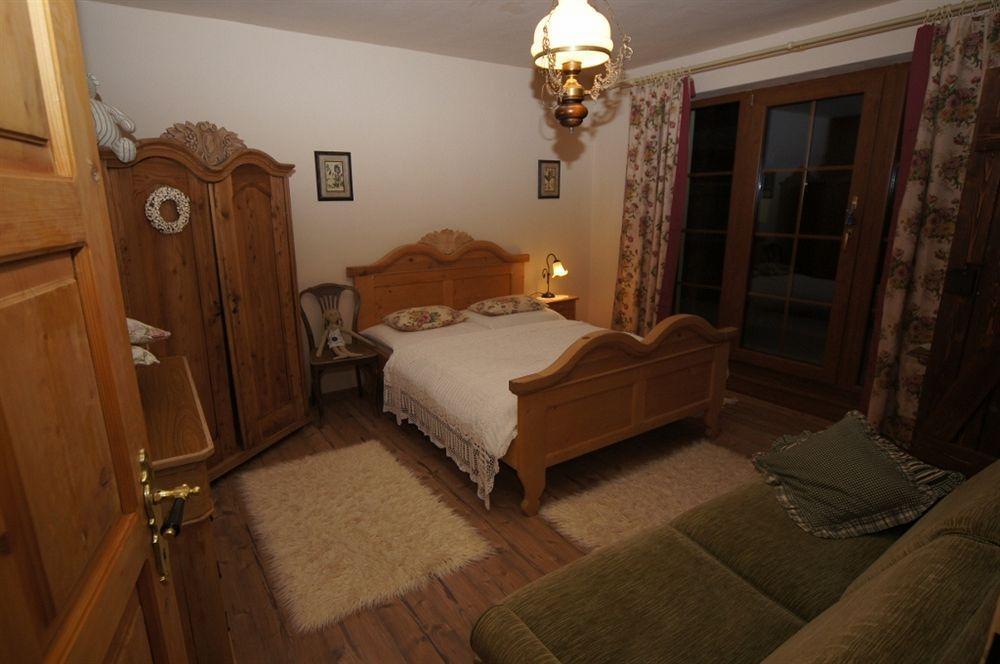 Penzion Enrico Ždiar Exteriör bild