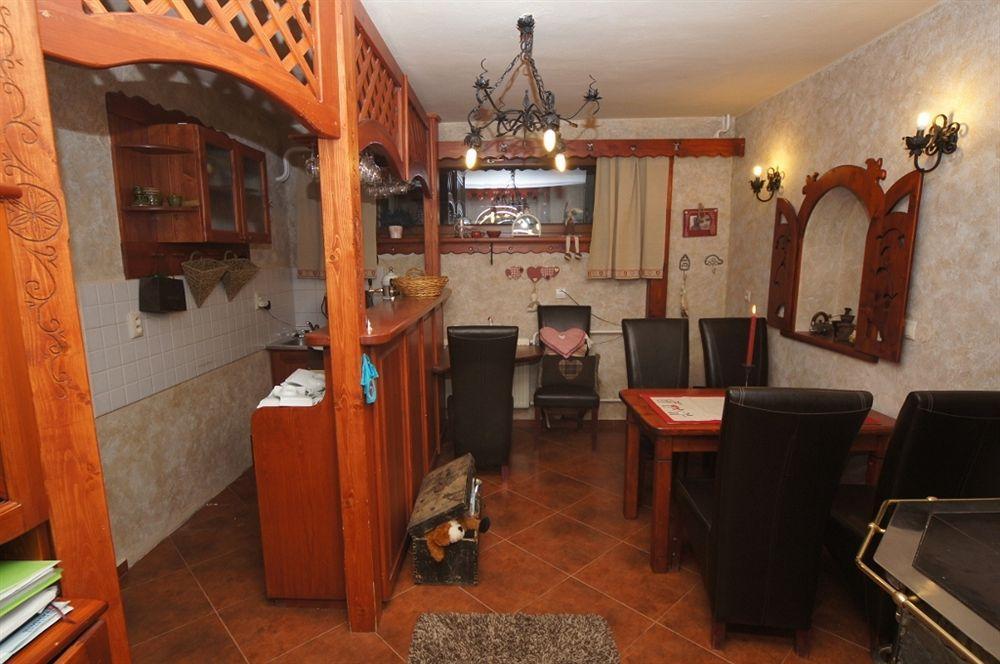 Penzion Enrico Ždiar Exteriör bild